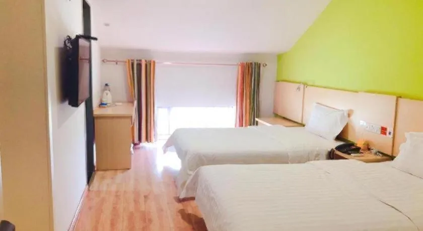 Bed in 7 Days Inn Tianjin Ancient Cultural Street Jinshiqiao Metro Station