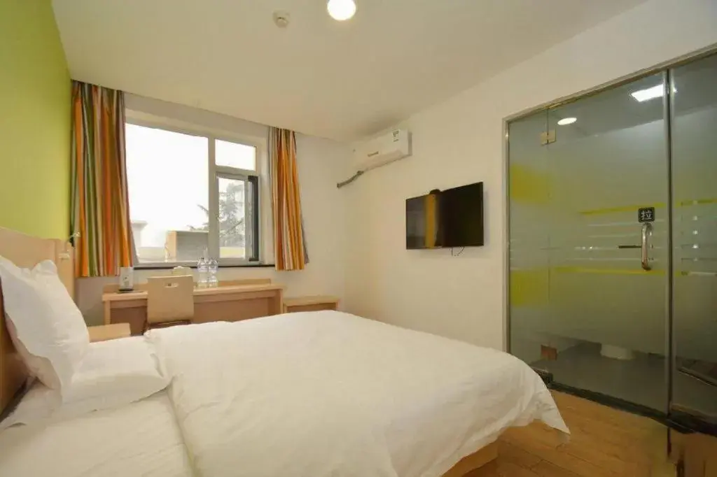 Bed in 7 Days Inn Tianjin Ancient Cultural Street Jinshiqiao Metro Station Bed in 7 Days Inn Tianjin Ancient Cultural Street Jinshiqiao Metro Station