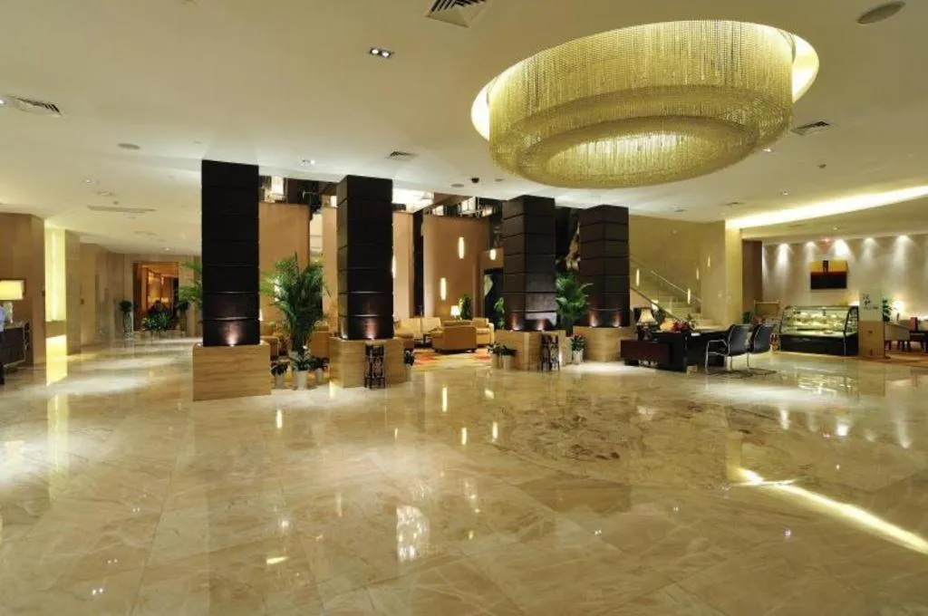 Roying Hotel