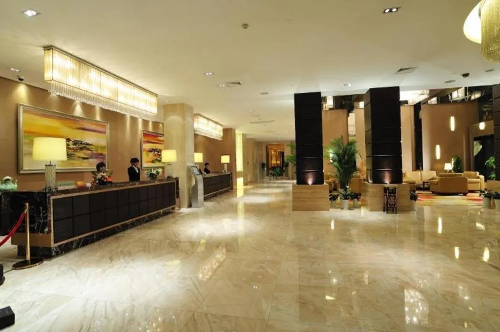 Roying Hotel