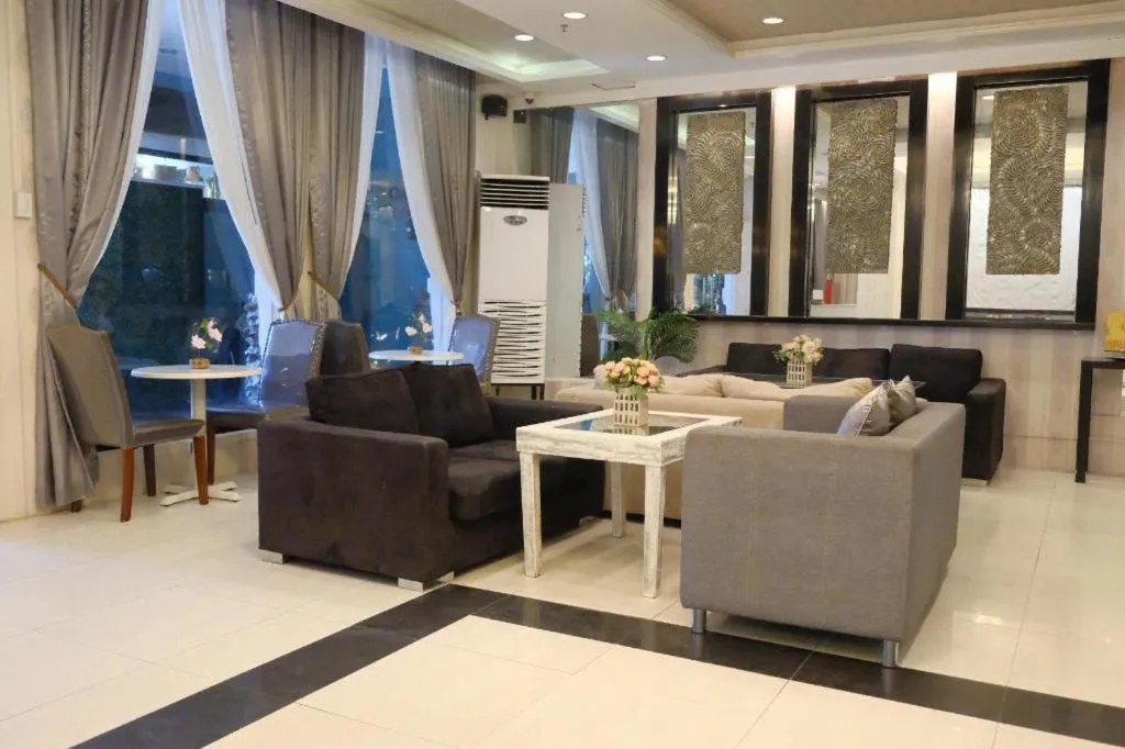 Islands Hotel