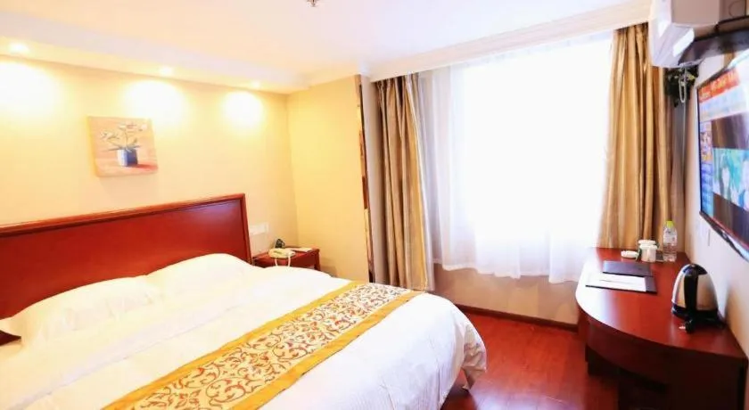 Bed in GreenTree Inn Nanjing Forestry University National Exhibition Center Express Hotel