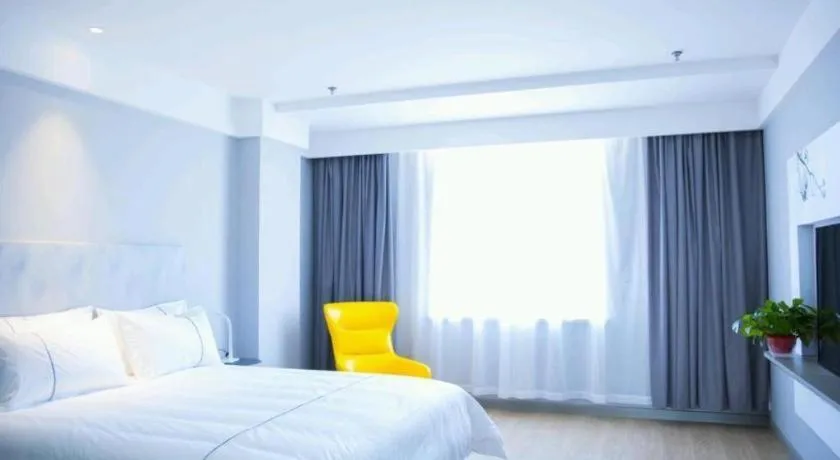 Bed in Jinjiang Inn Baotou Salaqi Railway Station