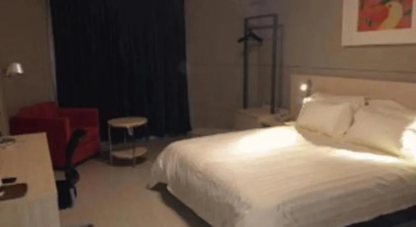 Bed in Jinjiang Inn Baotou Salaqi Railway Station