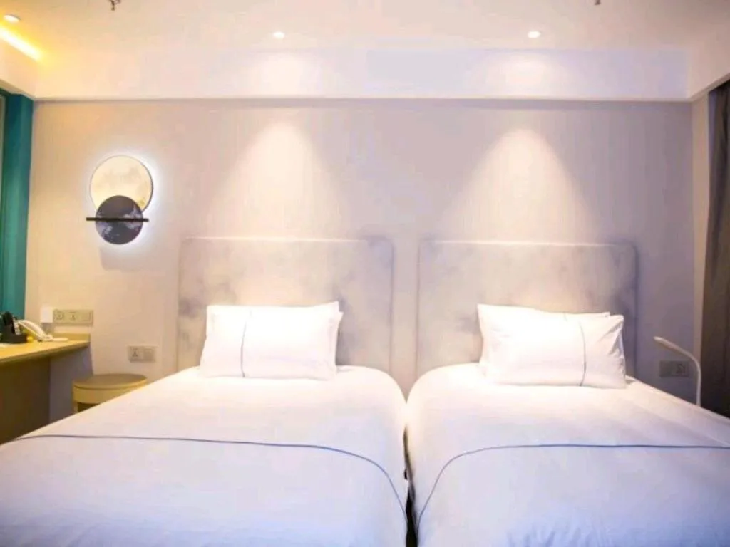 Bed in Jinjiang Inn Baotou Salaqi Railway Station