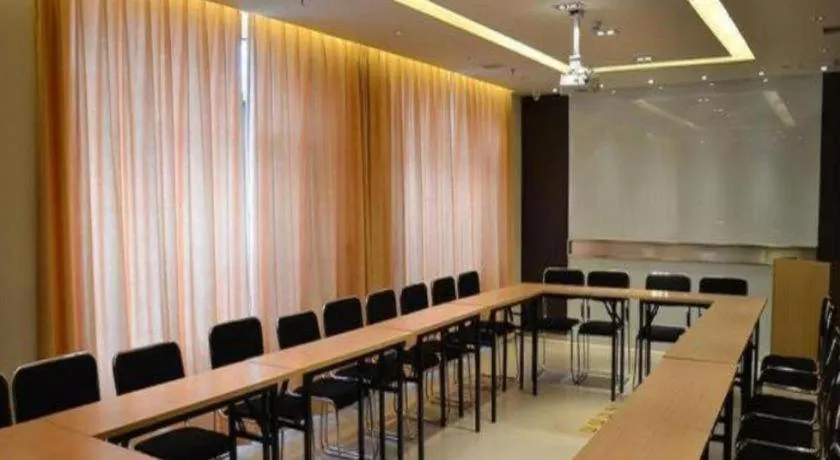 Jinjiang Inn Hohhot Dazhao Hospital Metro Station