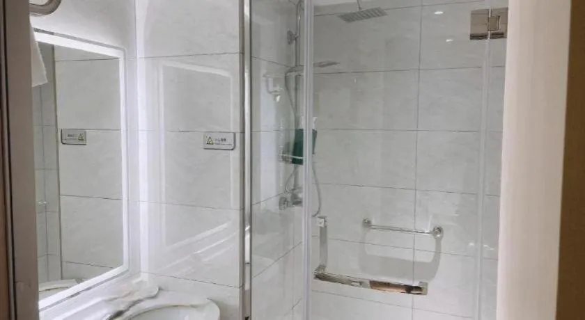 Magnotel Business Xuzhou Feng County Bus Station