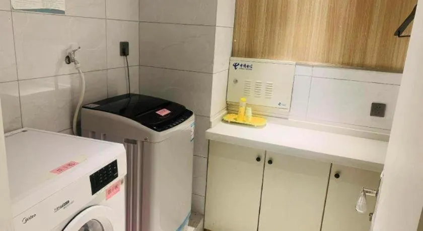 Magnotel Business Xuzhou Feng County Bus Station