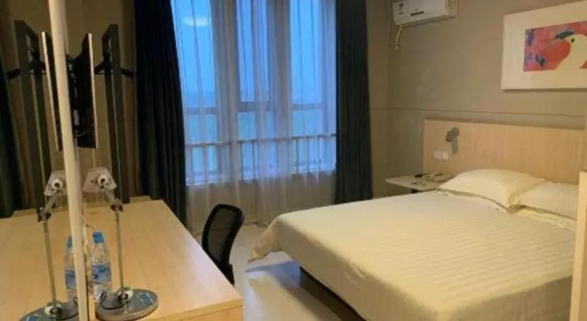 Bed in Jinjiang Inn Tianjin Jizhou Renmin West Street Branch