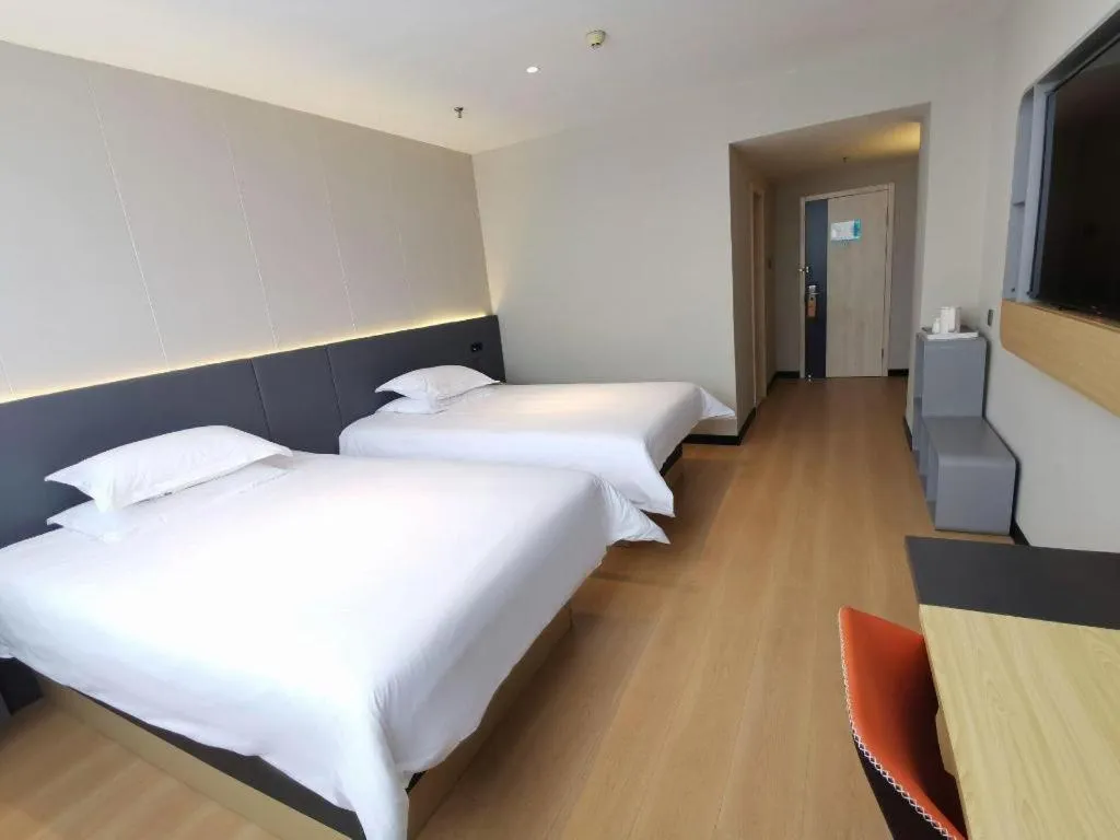 Bed in Jinjiang Inn Xuzhou Peixian Hancheng Road