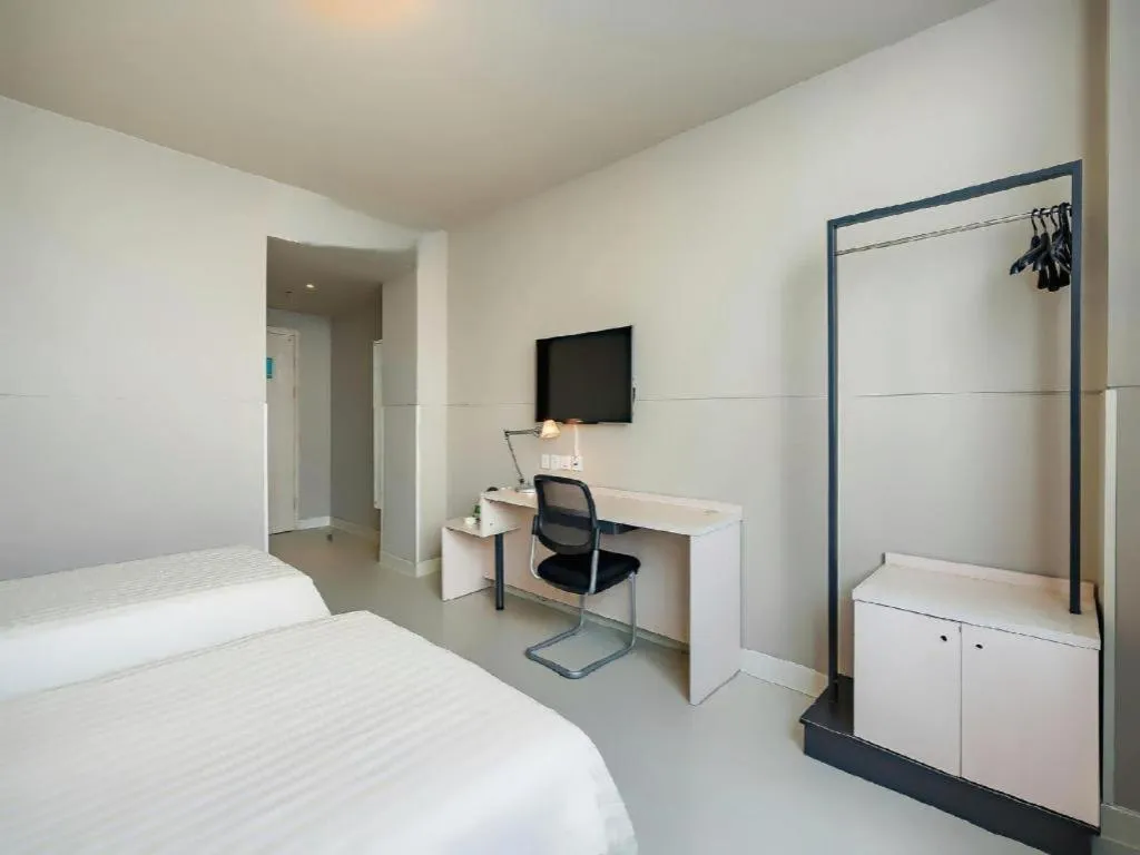 Bed in Jinjiang Inn Xuzhou Peixian Hancheng Road