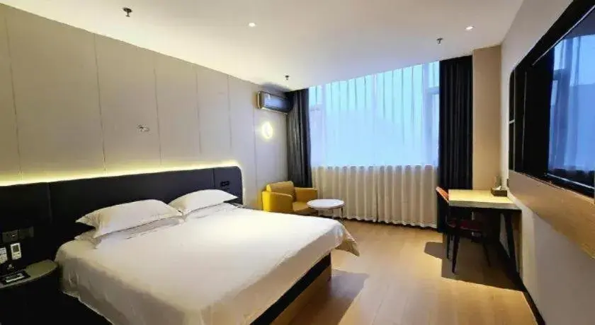 Bed in Jinjiang Inn Xuzhou Peixian Hancheng Road Bed in Jinjiang Inn Xuzhou Peixian Hancheng Road