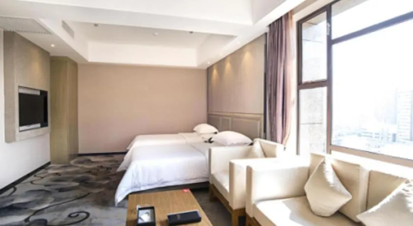 Bed in Guangzhou Rongjin hotel