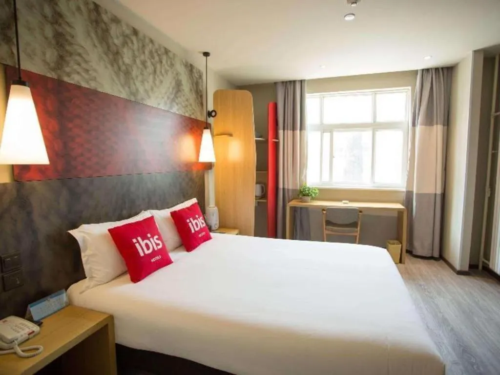 Bed in ibis Xi'an First Gaoxin RD