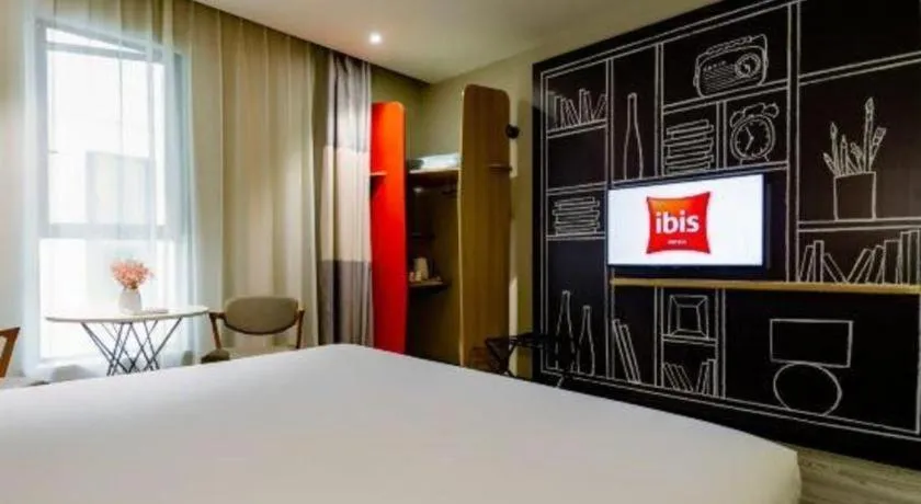 Bed in ibis Xi'an First Gaoxin RD