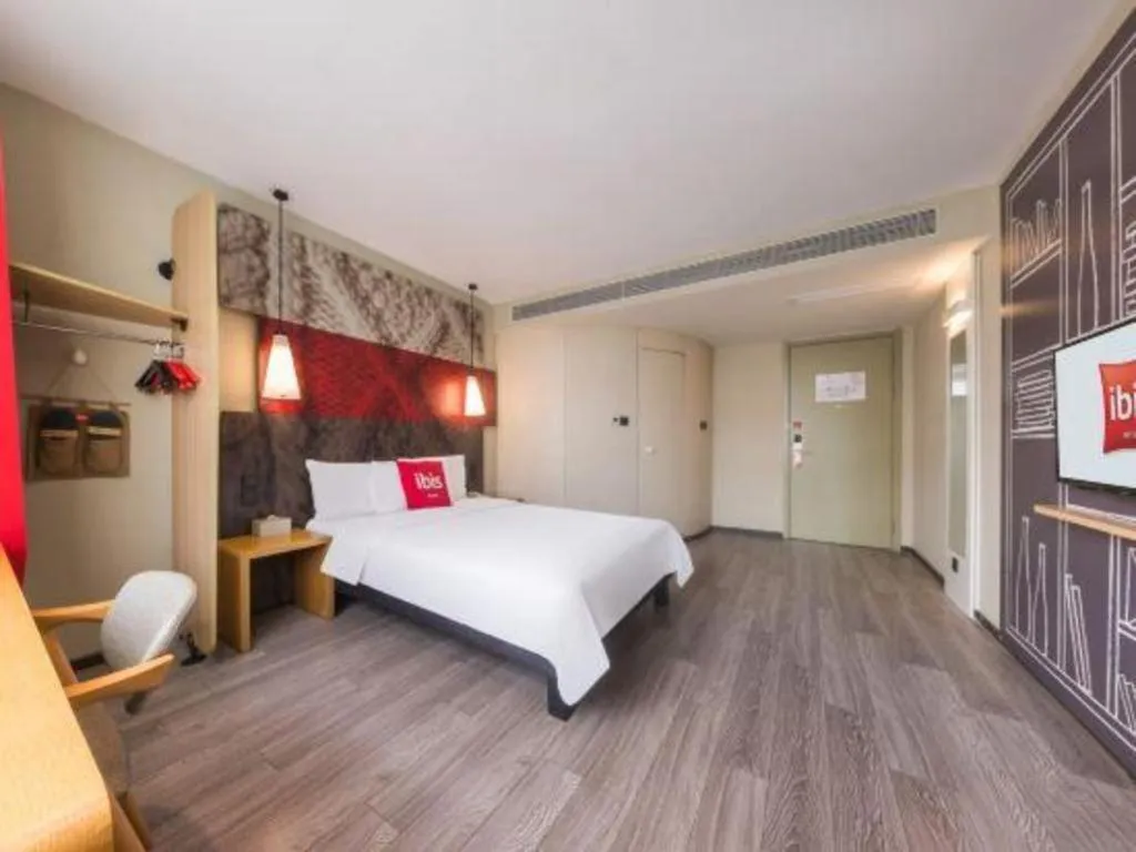 Bed in ibis Xi'an First Gaoxin RD