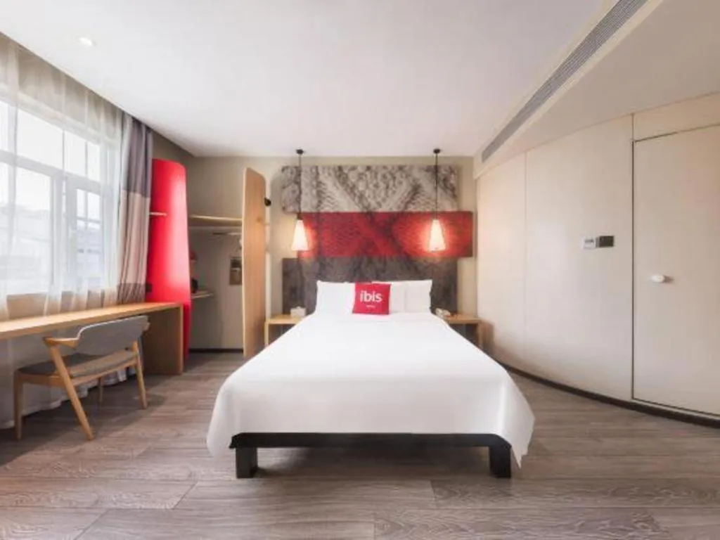 Bed in ibis Xi'an First Gaoxin RD