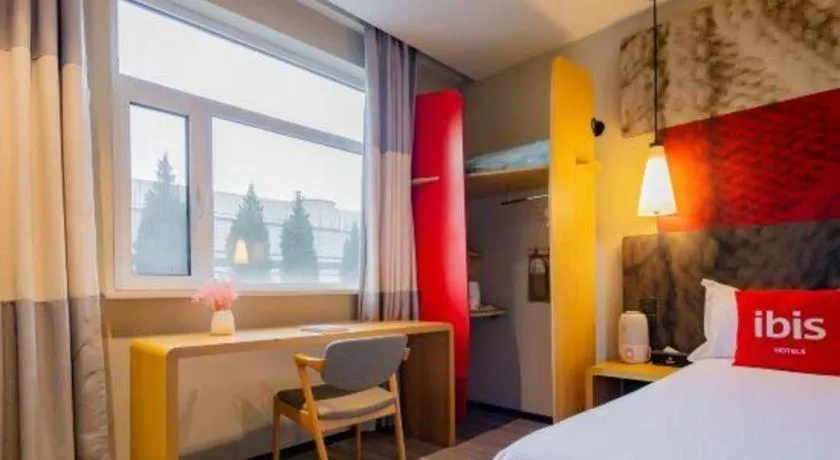 Bed in ibis Xi'an First Gaoxin RD