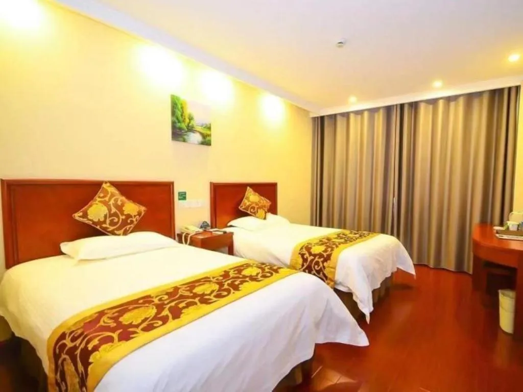 Bed in GreenTree Inn XuZhou PiZhou Dayunhe Decorative city PiXin(N) Road Express Hotel
