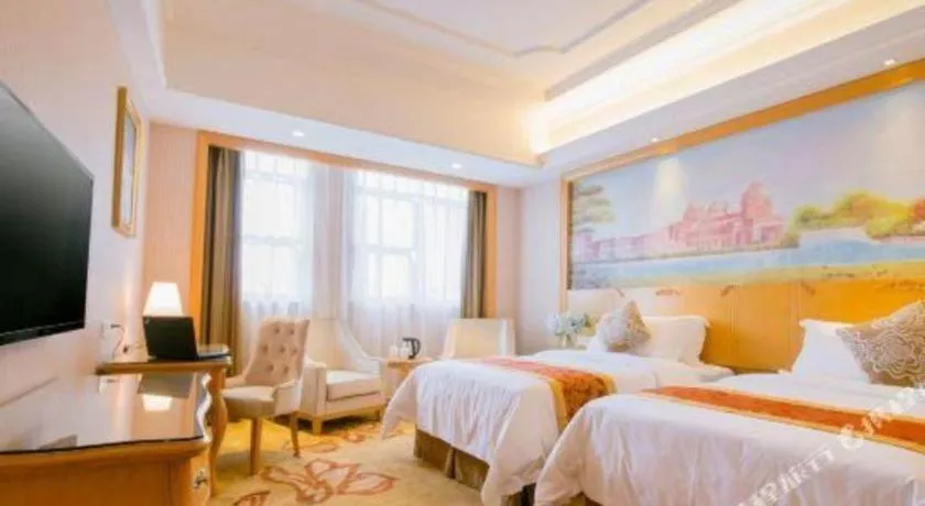 Bed in Vienna International Shenzhen Tianan Digital City