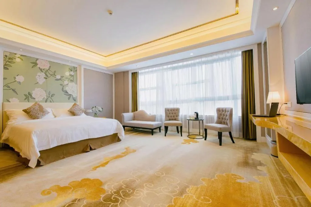 Bed in Vienna International Shenzhen Tianan Digital City