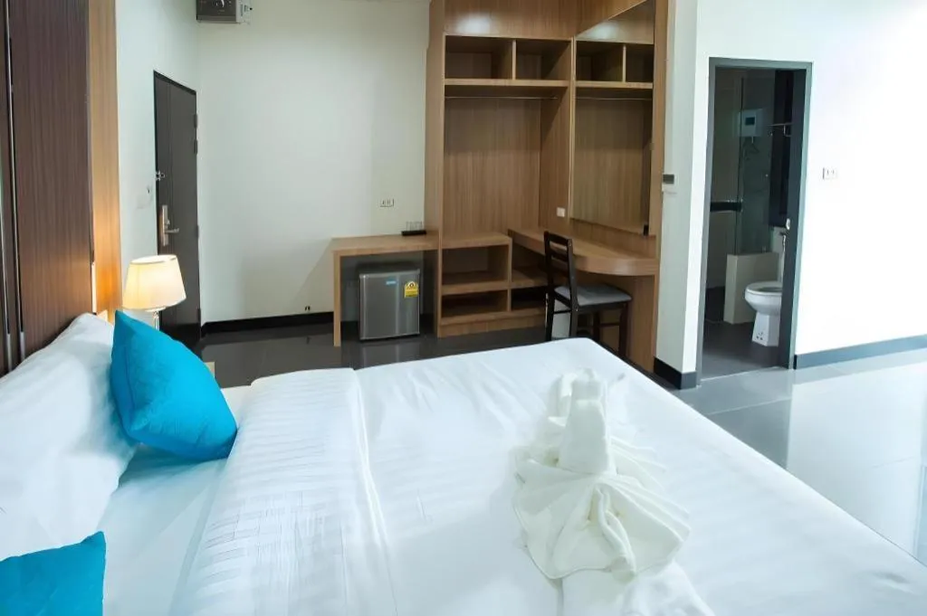 Bed in Thanburi Hotel
