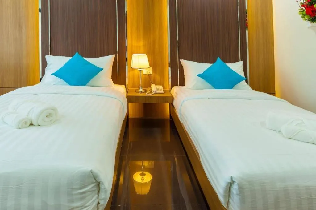 Bed in Thanburi Hotel