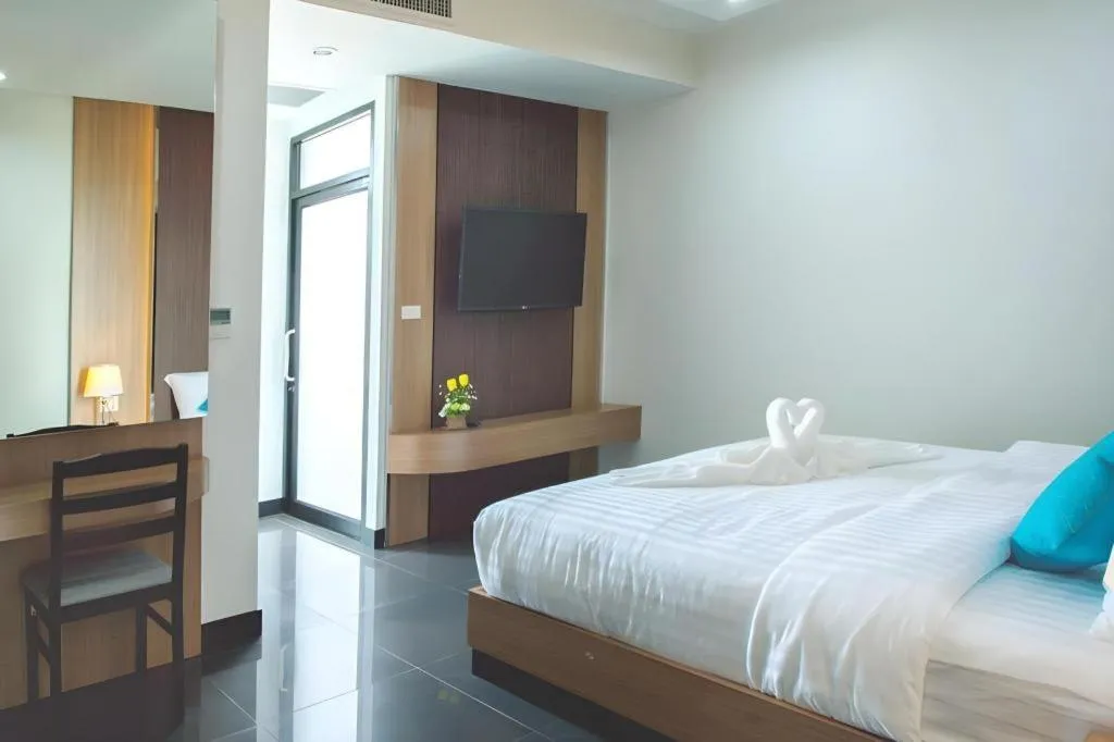 Bed in Thanburi Hotel