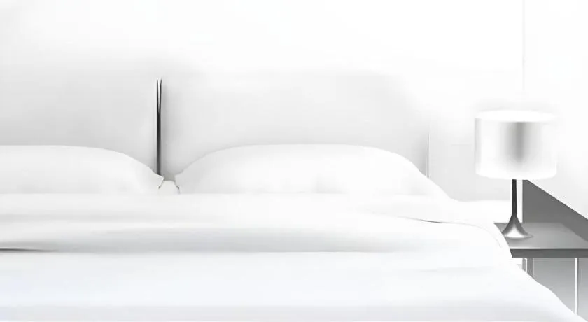 Bed in ibis Xian South Gate