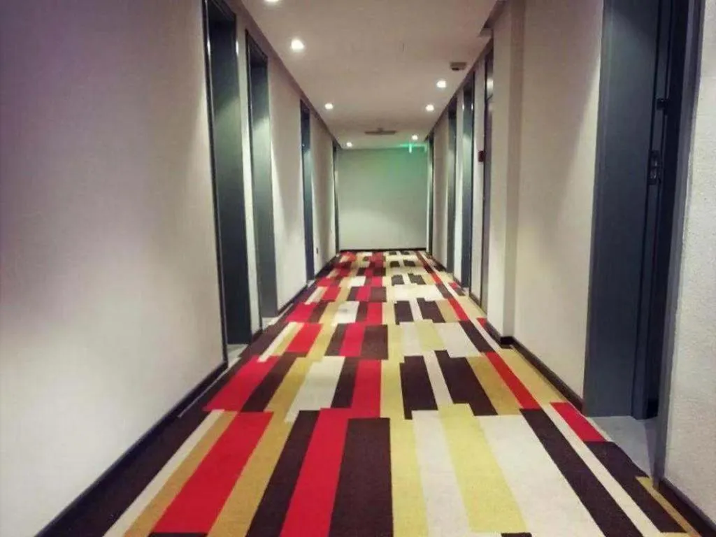 ibis Shenyang north station