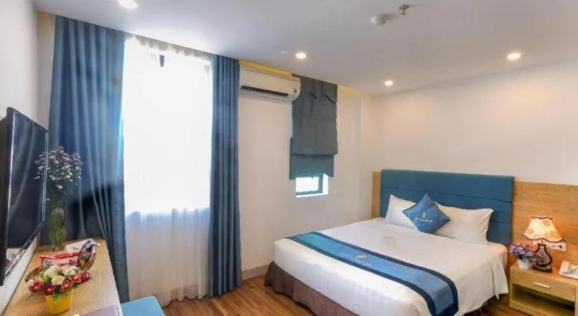 Bed in Ngoc Lan Hotel Da Nang