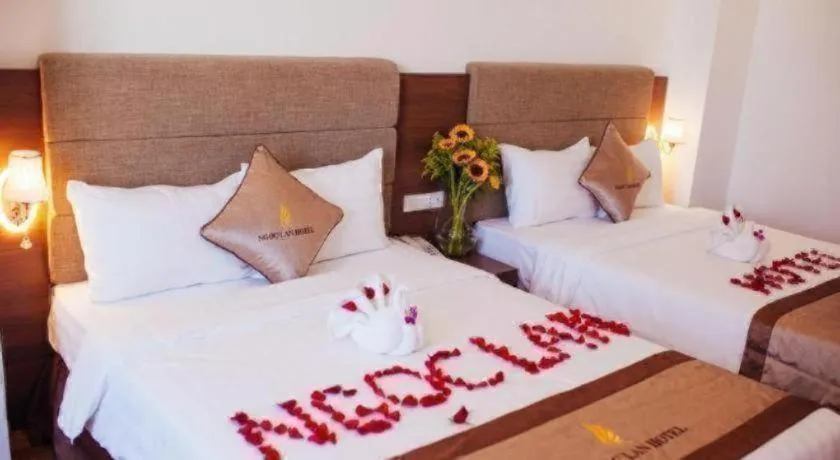 Bed in Ngoc Lan Hotel Da Nang