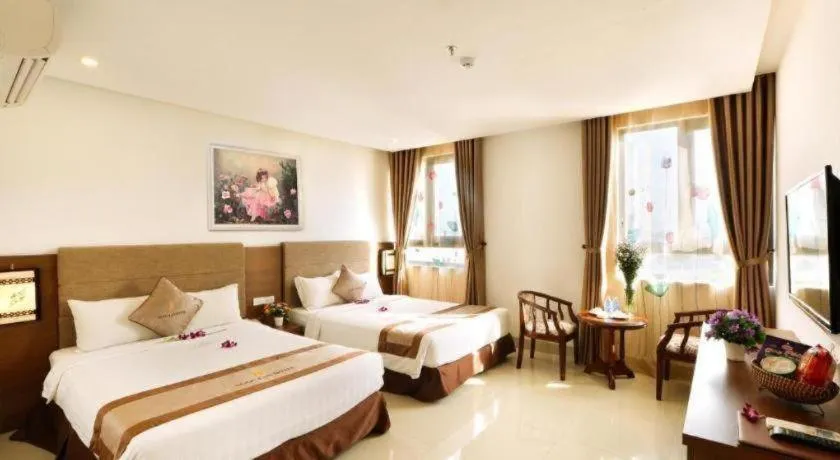 Bed in Ngoc Lan Hotel Da Nang