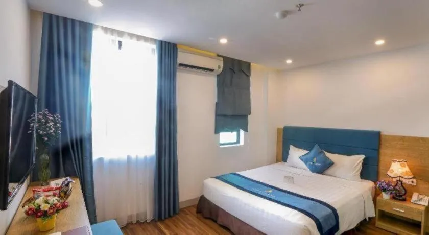 Bed in Ngoc Lan Hotel Da Nang