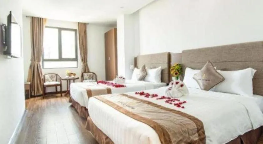 Bed in Ngoc Lan Hotel Da Nang