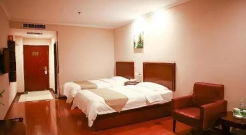 GreenTree Inn Puyang Fan County People Avenue Banqiao Road Hotel