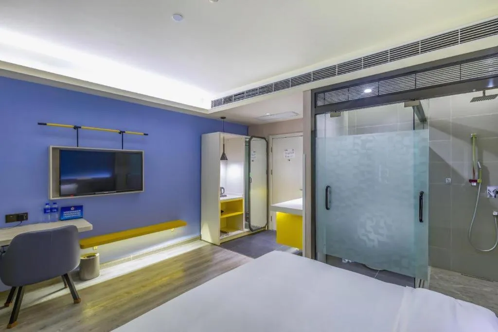 Bed in ibis Styles Beijing Capital Airport Hotel