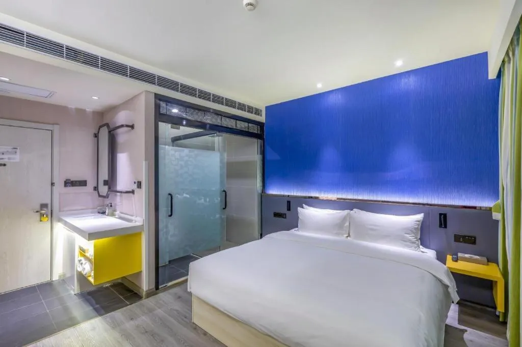 Bed in ibis Styles Beijing Capital Airport Hotel