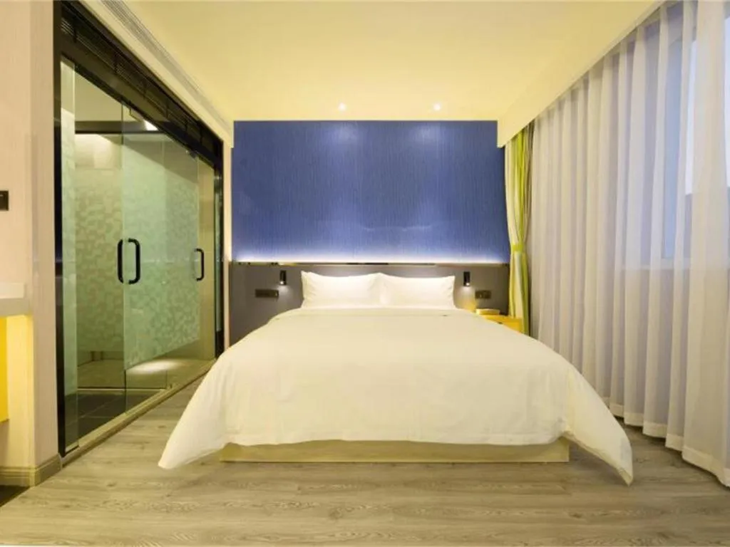 Bed in ibis Styles Beijing Capital Airport Hotel