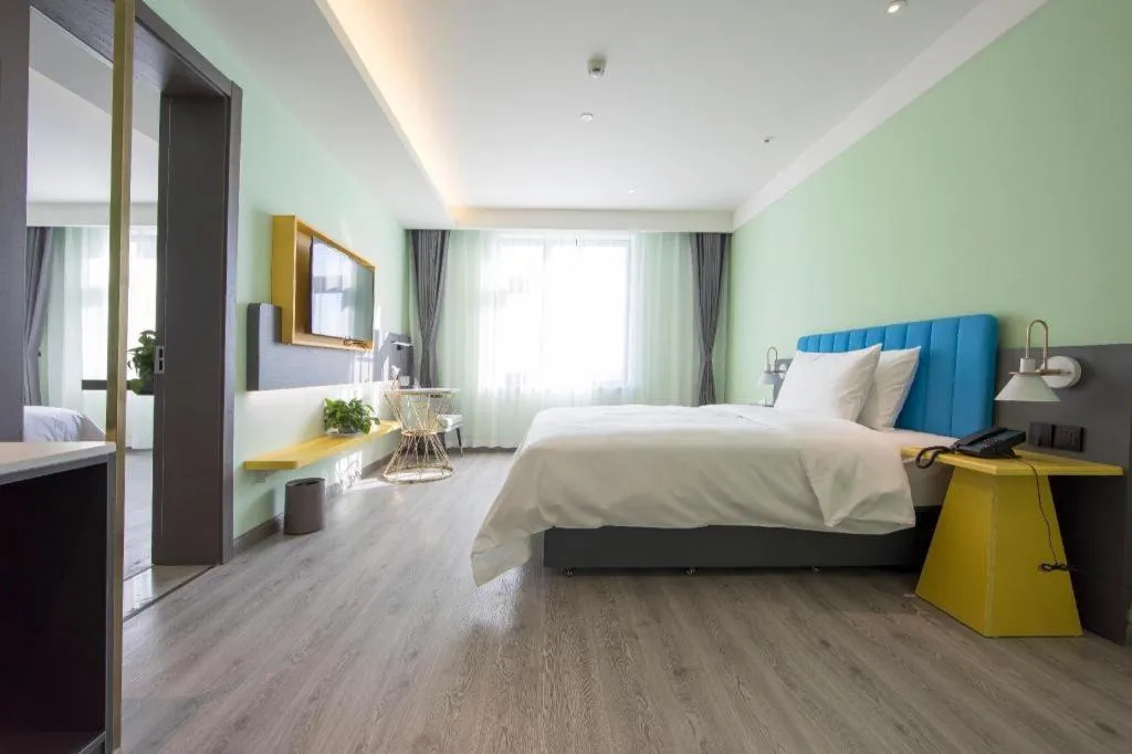 Bed in ibis Styles Beijing Capital Airport Hotel