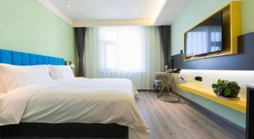 Bed in ibis Styles Beijing Capital Airport Hotel