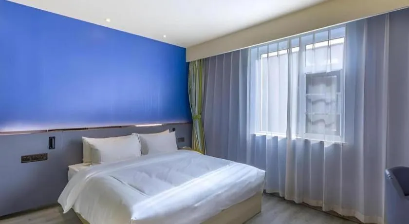 Bed in ibis Styles Beijing Capital Airport Hotel