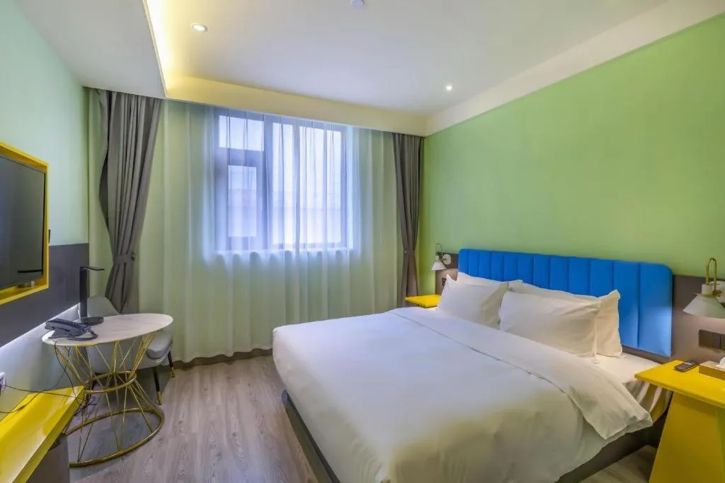 Bed in ibis Styles Beijing Capital Airport Hotel