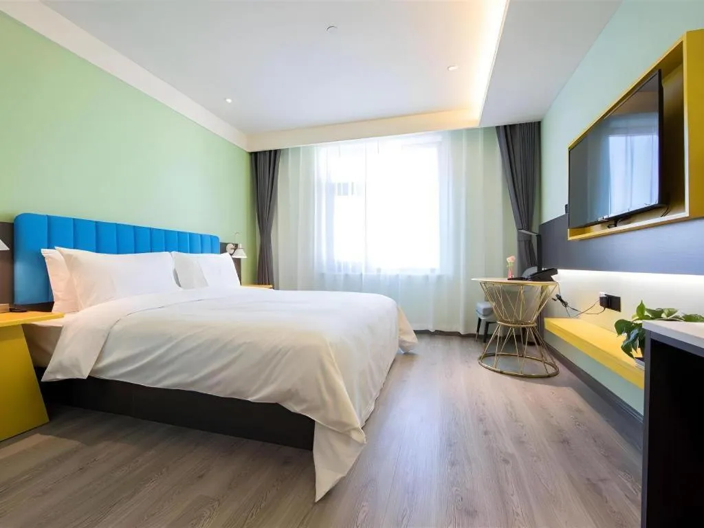 Bed in ibis Styles Beijing Capital Airport Hotel