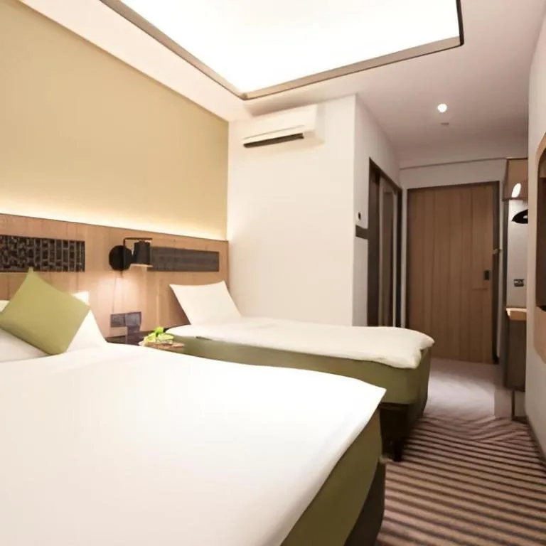 Bed in Aqueen Heritage Hotel Little India