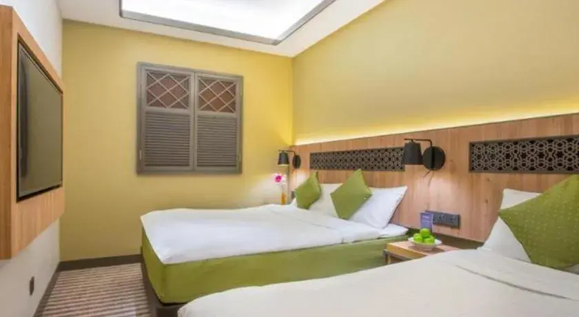 Bed in Aqueen Heritage Hotel Little India Bed in Aqueen Heritage Hotel Little India