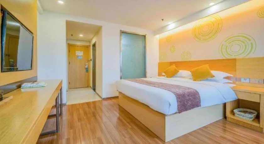 Bed in GreenTree Inn Yancheng Jiefang Road Express Hotel