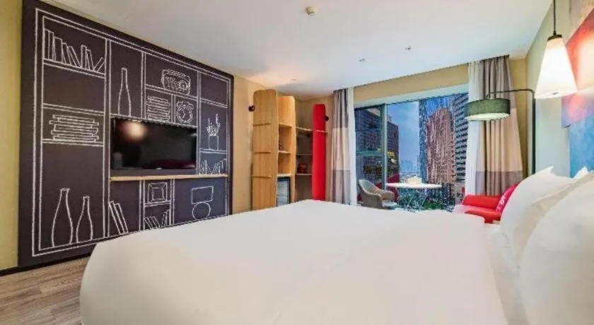 Bed in ibis Chengdu Chunxi Road Shudu Mansion