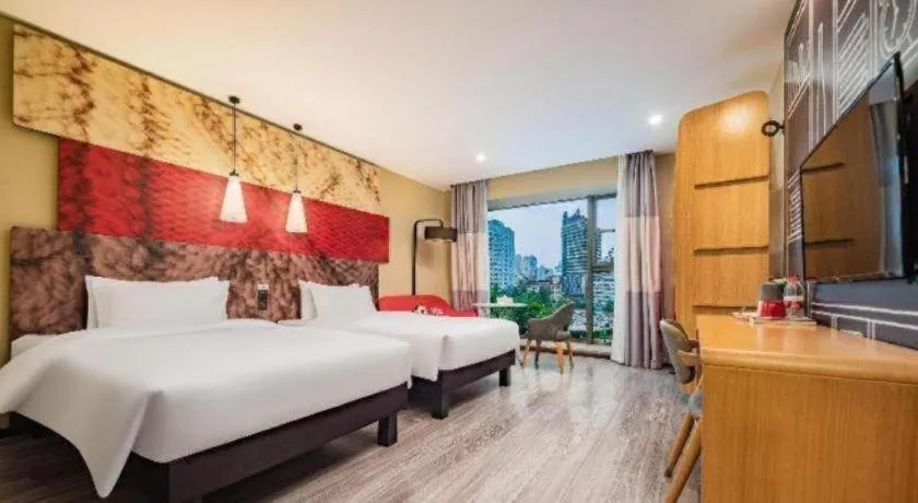 Bed in ibis Chengdu Chunxi Road Shudu Mansion