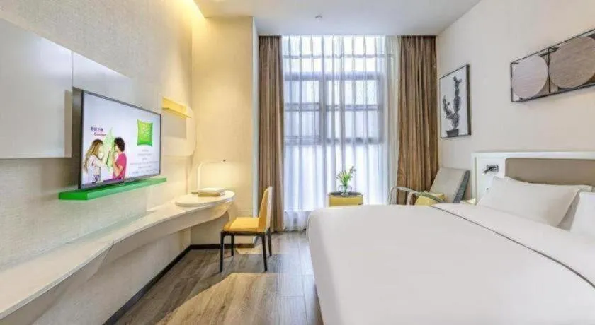 Bed in ibis Styles Kunming Nanping Hotel